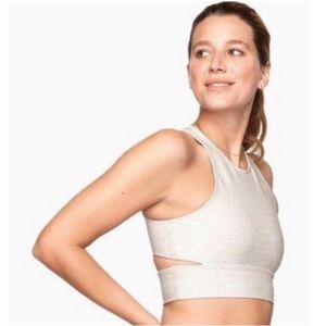 Outdoor Voices Slashback Sports Bra - M